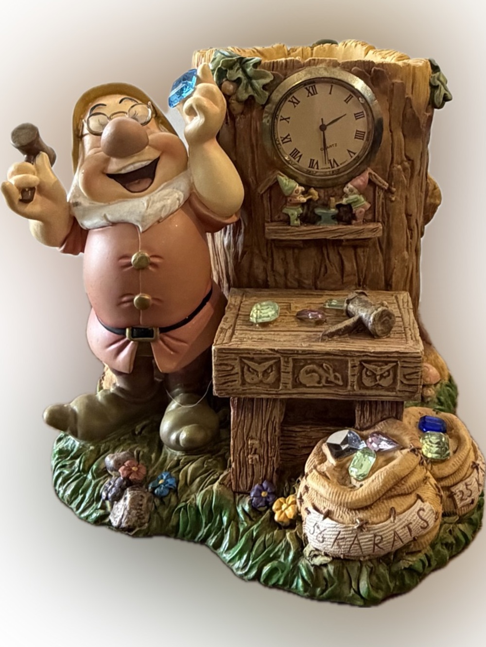 Vintage Disney Snow White & the Seven Dwarves Doc Pencil Holder And Clock